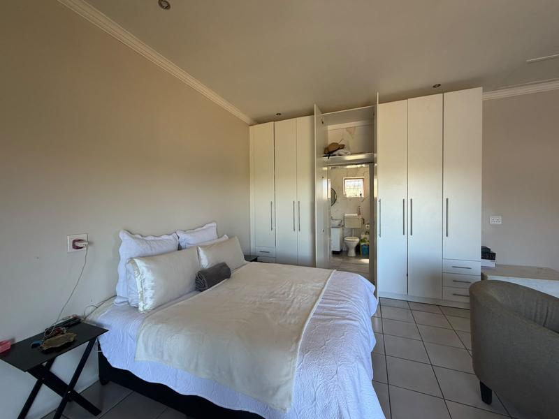 To Let 1 Bedroom Property for Rent in Grahamstown Eastern Cape